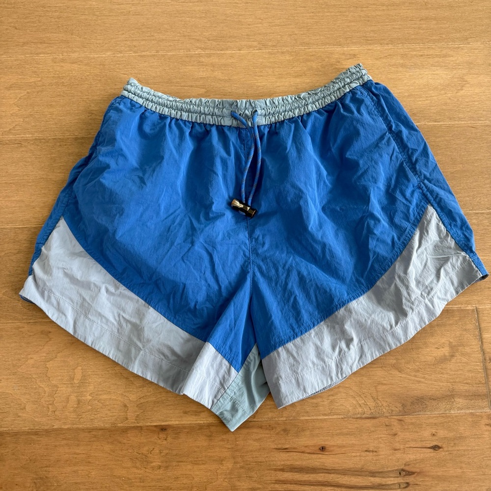 LULULEMON EVERGREEN SHORTS